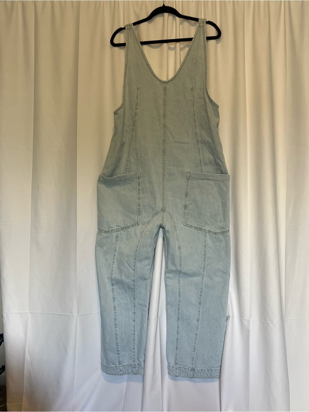 Free People We The Free High Roller Denim Jumpsuit M Light Wash Slouchy Relaxed - Picture 10 of 12